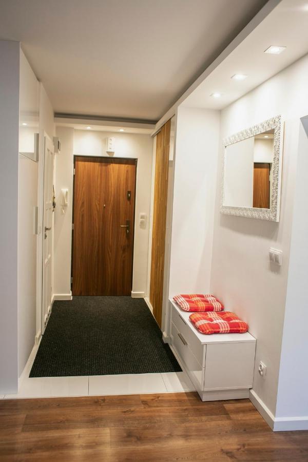 Best Apartment Тарнов Екстериор снимка