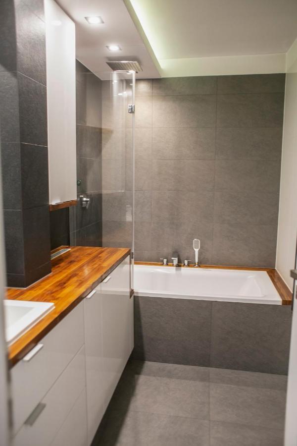 Best Apartment Тарнов Екстериор снимка
